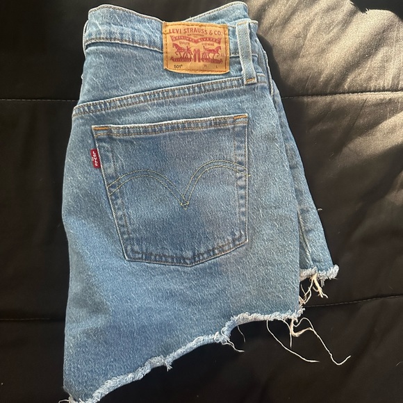 501 levi shorts waist 31 - Picture 2 of 3